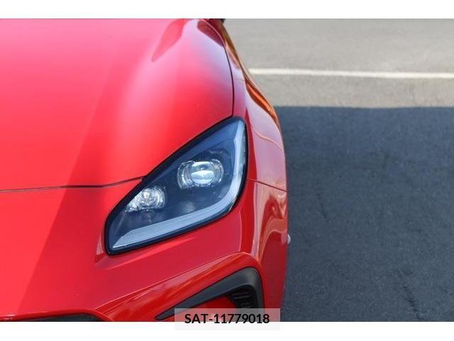 Toyota 86 2022-05 351550-11