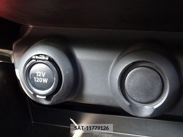 Suzuki SWIFT 2023-04 214916-16