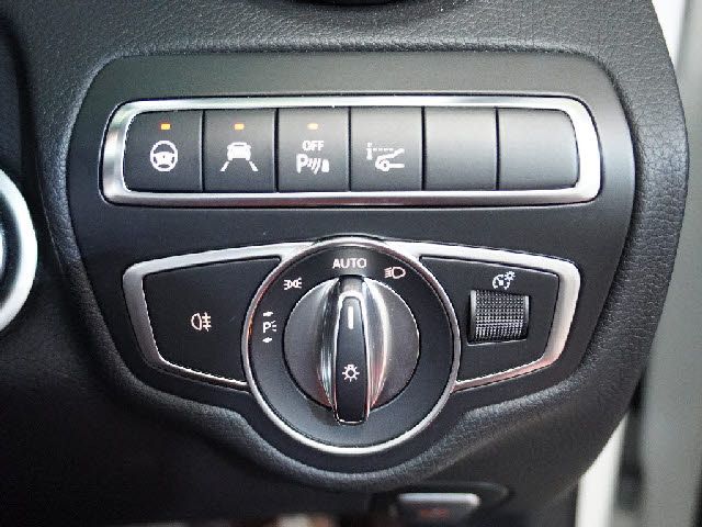 Mercedes Benz C-CLASS 2018-03 24869-17