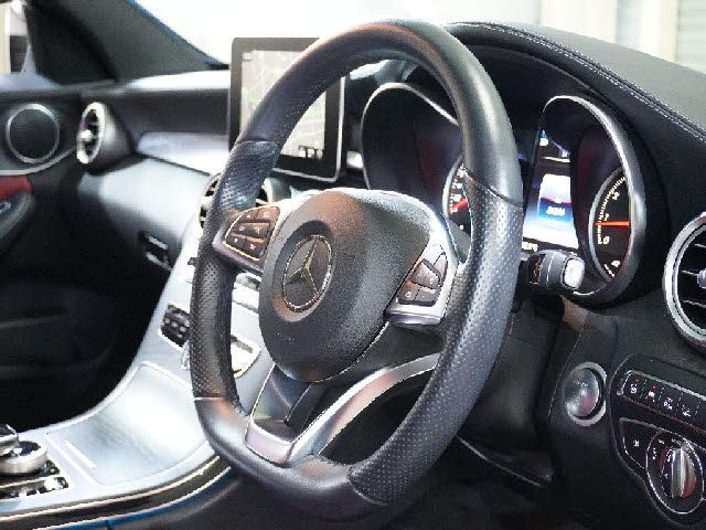 Mercedes Benz C-CLASS 2018-03 24869-5