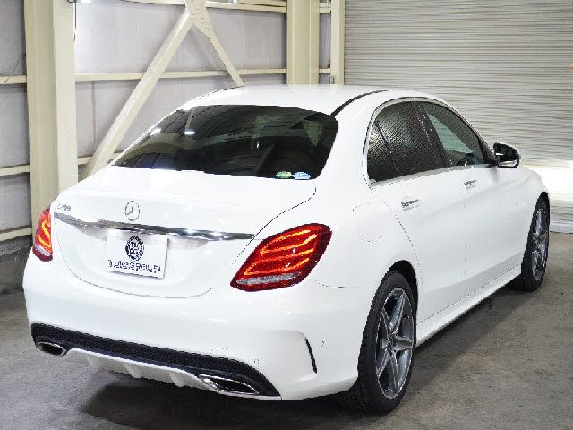 Mercedes Benz C-CLASS 2018-03 24869-10
