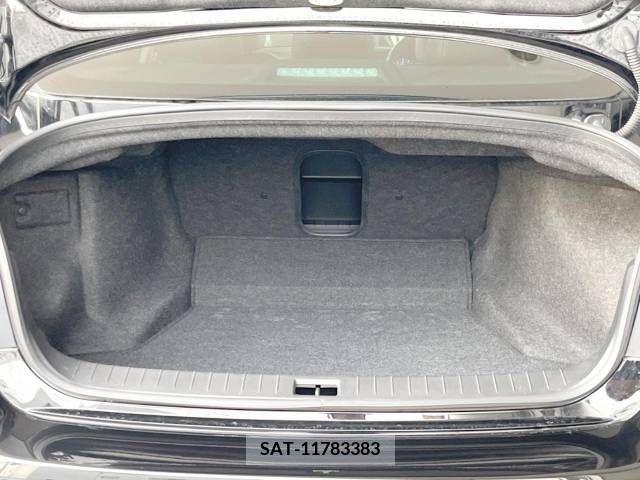 Nissan SKYLINE 2014-09 285235-11