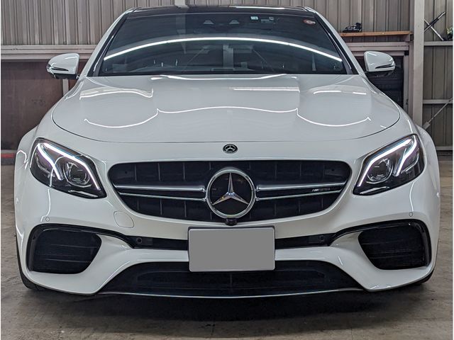 Amg E-CLASS 2018-01 23884-1