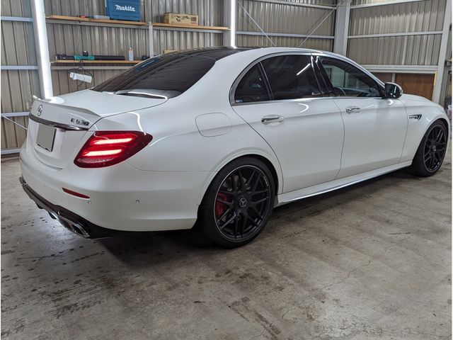 Amg E-CLASS 2018-01 23884-3