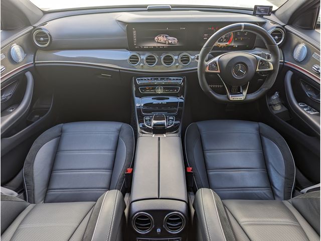 Amg E-CLASS 2018-01 23884-13