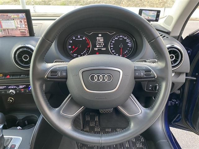 Audi A3 SEDAN 2016-10 17227-10