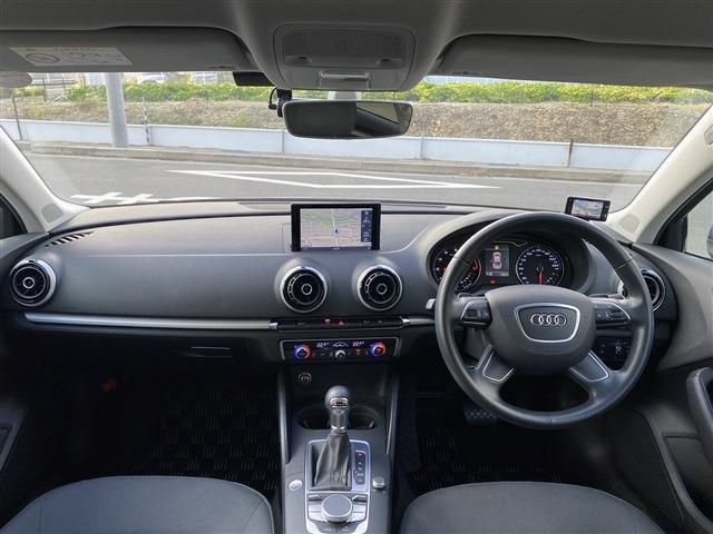 Audi A3 SEDAN 2016-10 17227-13