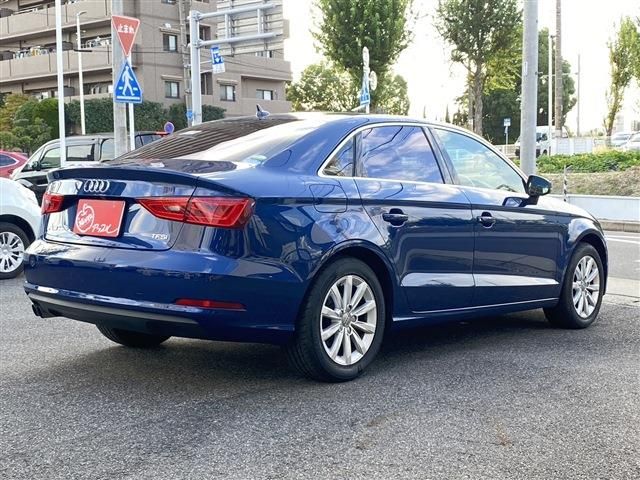 Audi A3 SEDAN 2016-10 17227-3