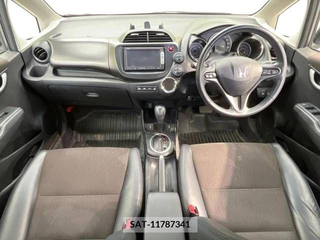 Honda FIT 2013-08 327185-1