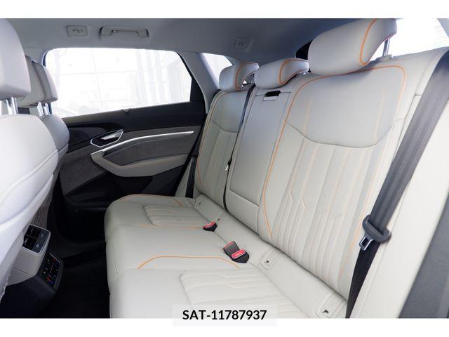 Audi E-TRON 2022-06 318051-13