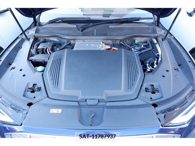 Audi E-TRON 2022-06 318051-11