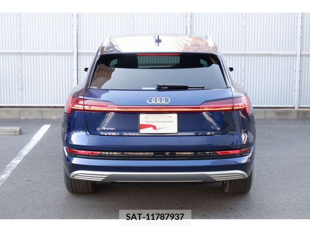 Audi E-TRON 2022-06 318051-3