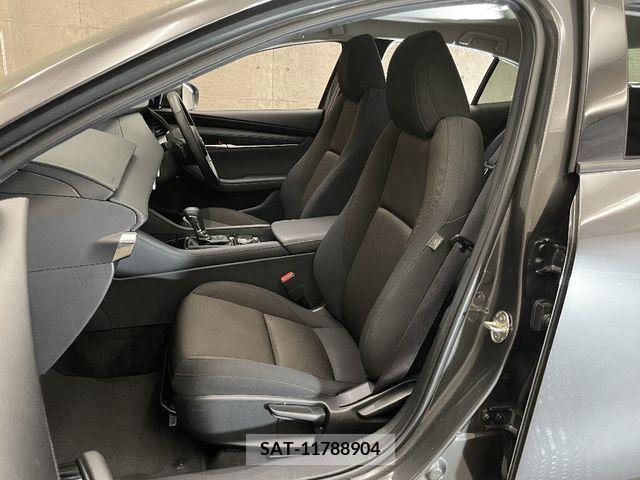Mazda MAZDA3 2023-03 301073-11