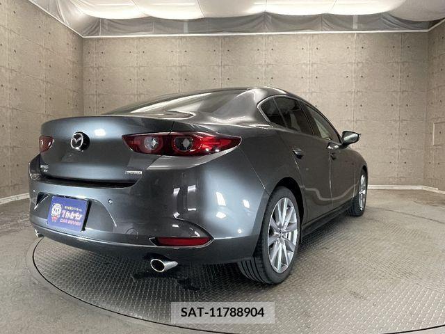 Mazda MAZDA3 2023-03 301073-3