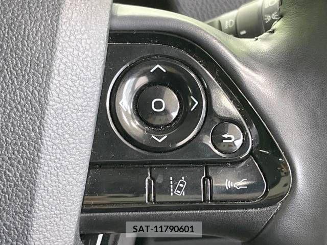 Toyota PRIUS 2019-07 380595-5