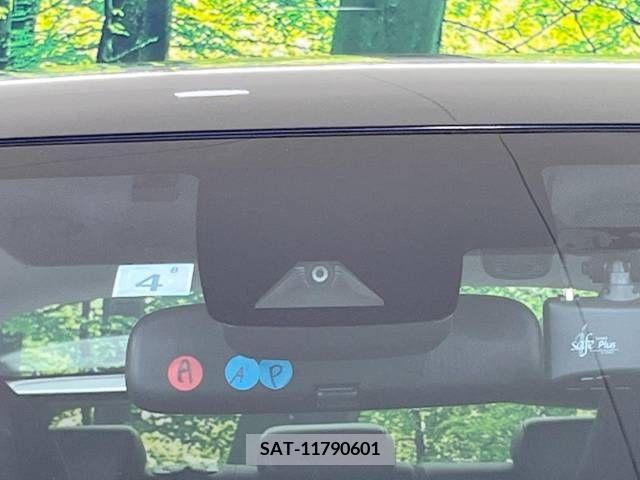 Toyota PRIUS 2019-07 380595-3