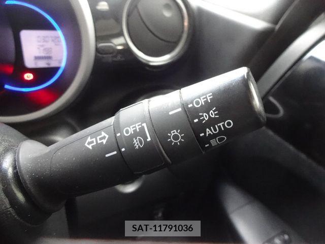 Honda N BOX CUSTOM 2017-06 306727-13