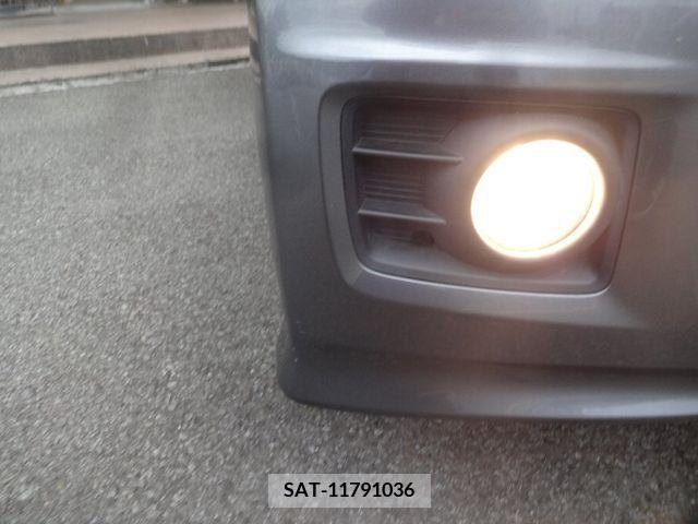 Honda N BOX CUSTOM 2017-06 306727-26