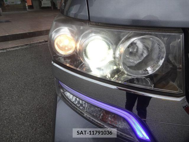 Honda N BOX CUSTOM 2017-06 306727-27