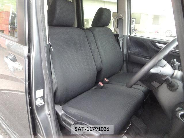 Honda N BOX CUSTOM 2017-06 306727-5