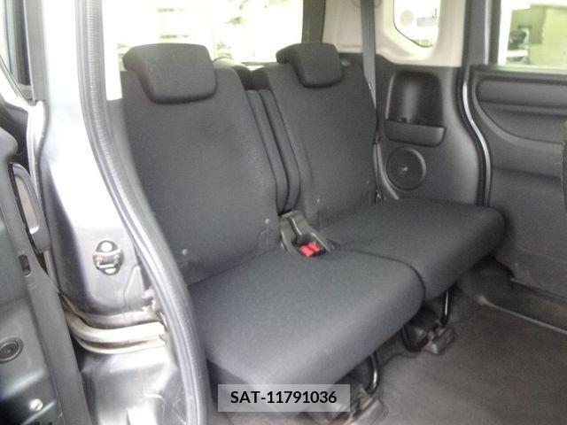 Honda N BOX CUSTOM 2017-06 306727-8