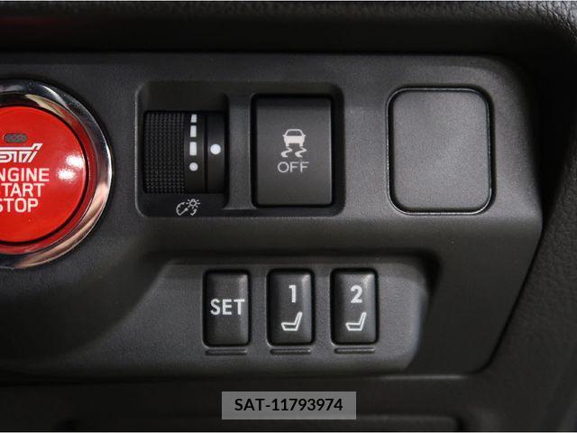 Subaru LEVORG 2017-09 213501-12