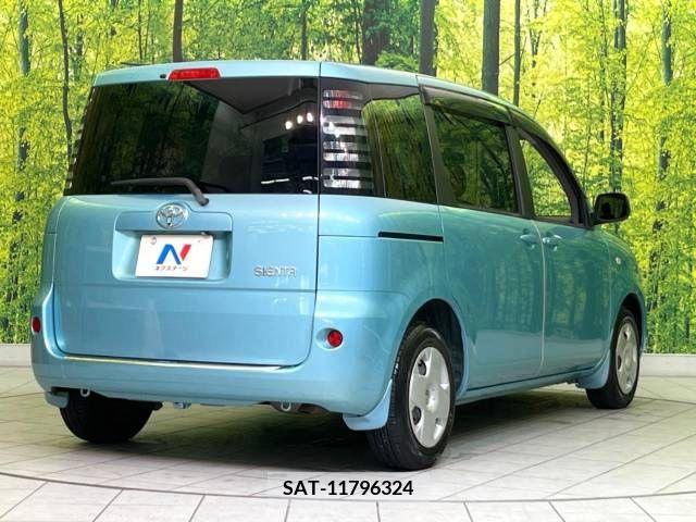 Toyota SIENTA 2004-01 368156-18