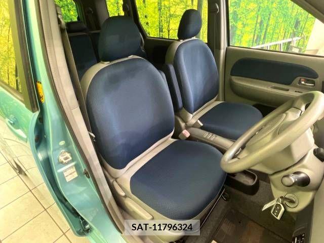 Toyota SIENTA 2004-01 368156-8