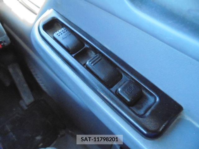 Mazda TITAN 2006-04 208336-11