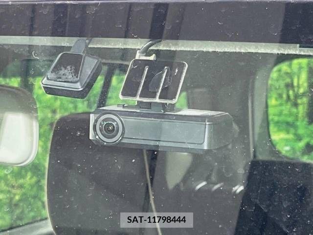 Suzuki X BEE 2018-03 353233-5