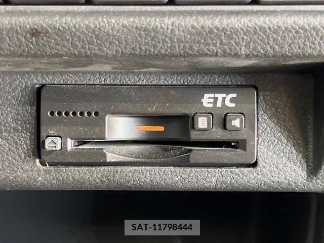 Suzuki X BEE 2018-03 353233-7