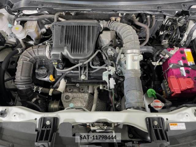 Suzuki X BEE 2018-03 353233-18