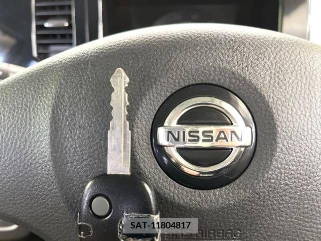 Nissan MOCO 2011-08 324525-3