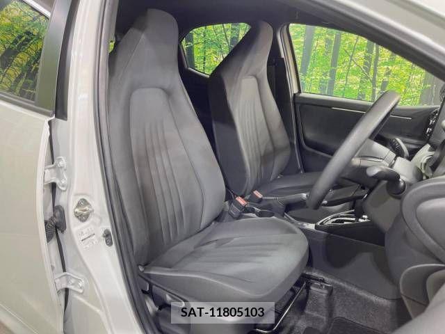 Toyota YARIS 2023-07 395375-10
