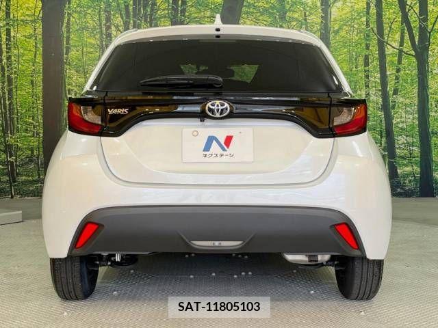 Toyota YARIS 2023-07 395375-16