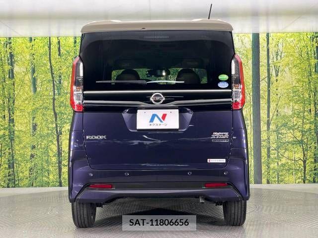 Nissan ROOX 2020-11 334316-15