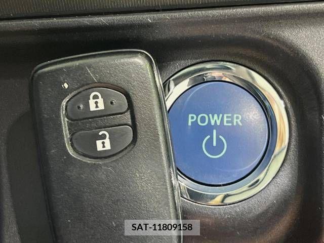 Toyota AQUA 2015-05 314197-5