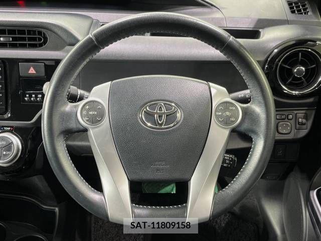 Toyota AQUA 2015-05 314197-11