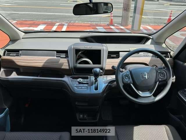 Honda FREED 2024-02 302965-4