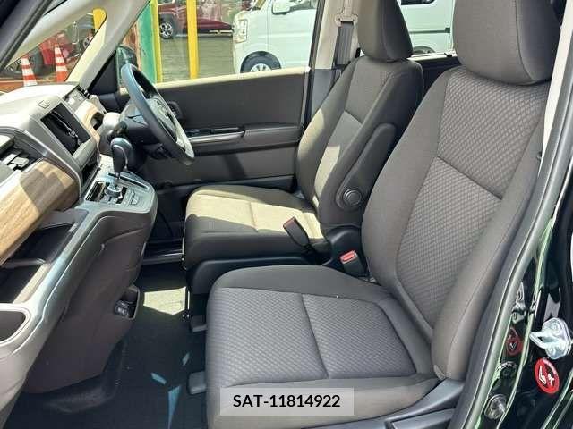 Honda FREED 2024-02 302965-2