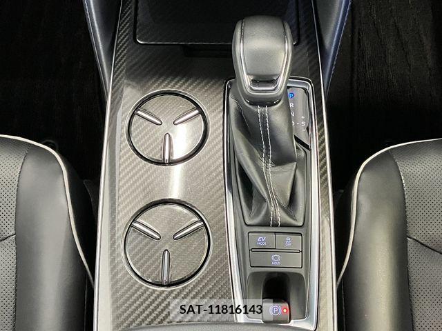 Toyota CROWN SEDAN 2019-04 300617-14
