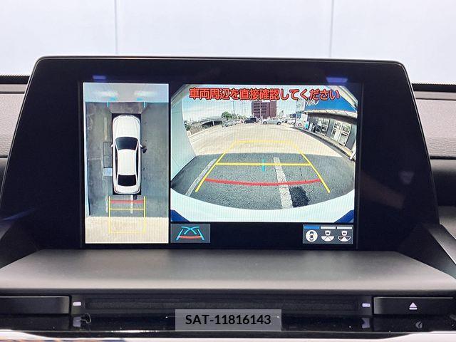 Toyota CROWN SEDAN 2019-04 300617-17