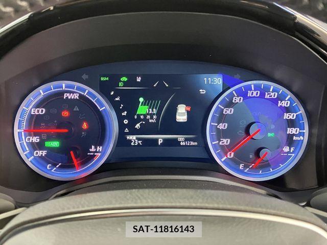 Toyota CROWN SEDAN 2019-04 300617-7