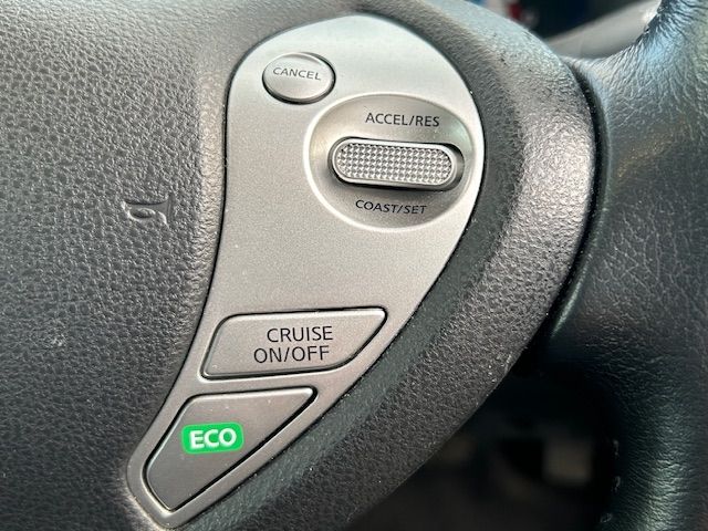 Nissan LEAF 2015-07 19628-16