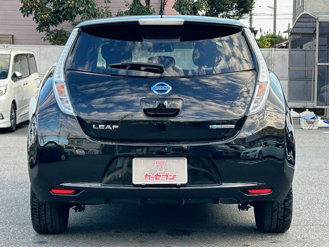 Nissan LEAF 2015-07 19628-5