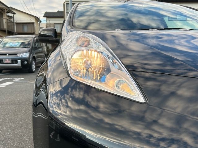 Nissan LEAF 2015-07 19628-21