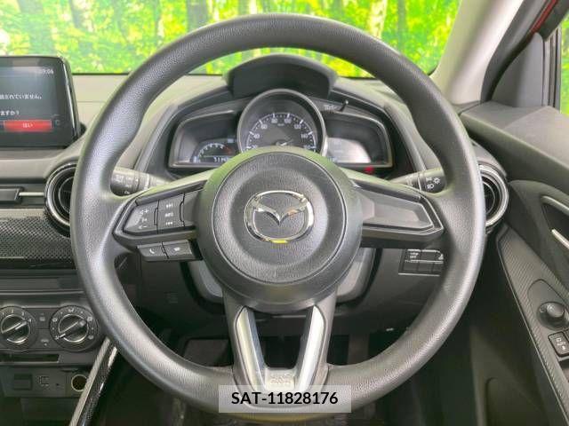 Mazda DEMIO 2017-09 343393-11