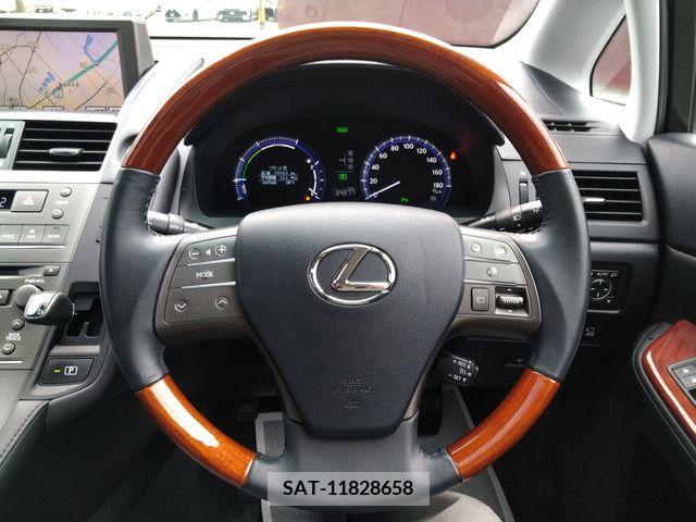 Lexus HS 2011-09 354130-12