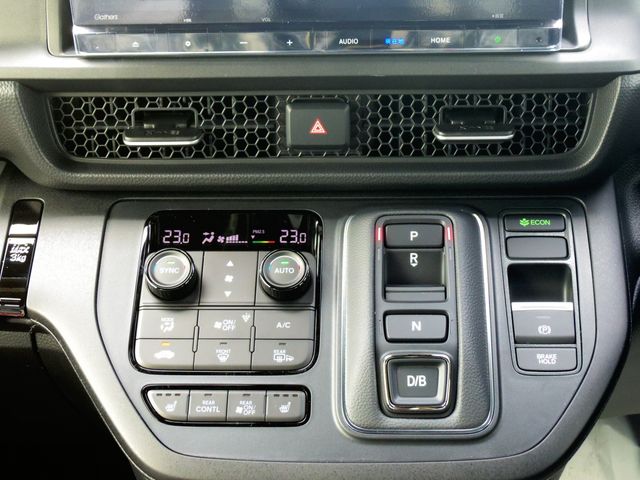 Honda e 2023-06 6055-12
