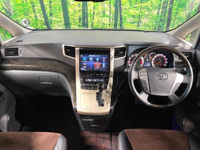 Toyota ALPHARD 2014-08 3957-1